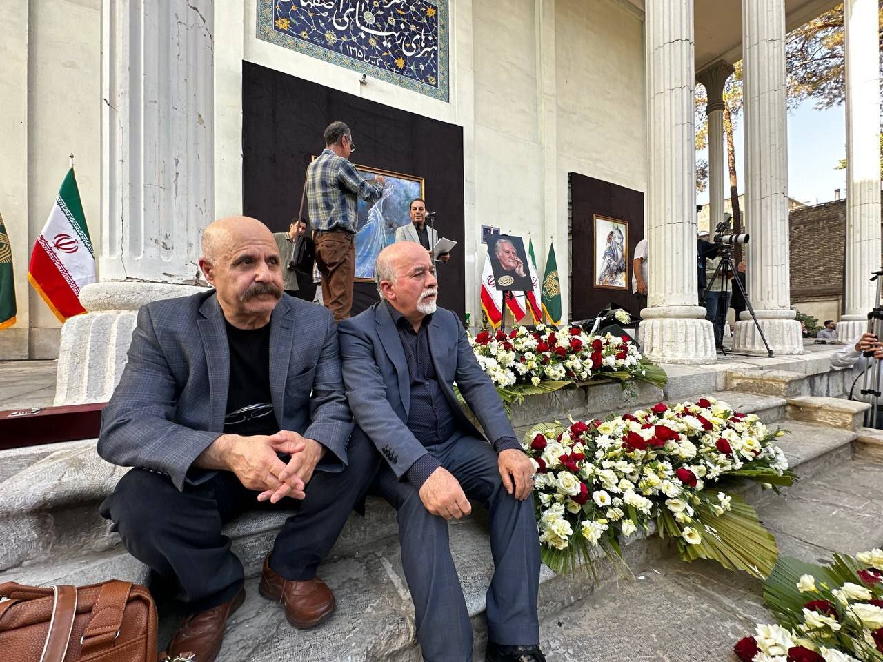 خداحافظی با استاد رنگ و قلم در هنرستان هنرهای زیبای اصفهان/ صالحی: فرشچیان حکیم هنرمند بود