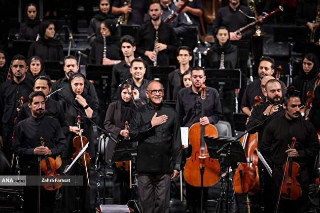 کربلا به روایت ارکستر/ شبی به یادماندنی با «نامیرا» در تالار وحدت