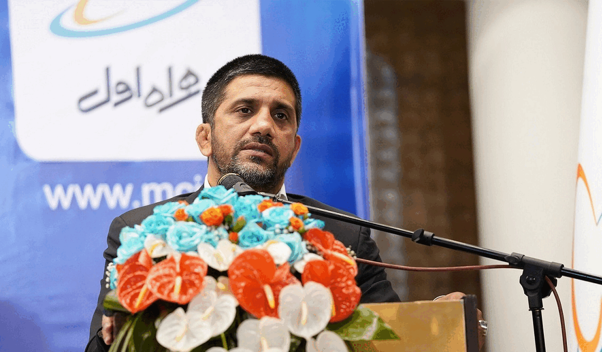 رونمایی از کتاب قهرمان نسل اولی کشتی ایران  دبیر: تختی نمی‌خواست تختی شود، خدا تختی‌اش کرد 