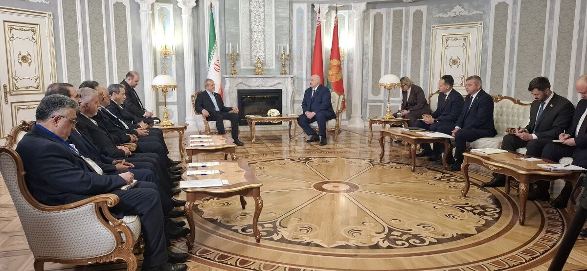 پزشکیان: تحریم‌ها با همکاری‌هایی که ما با یکدیگر می‌توانیم انجام بدهیم خنثی می‌شود  لوکاشنکو: سلام من را به رهبر انقلاب برسانید