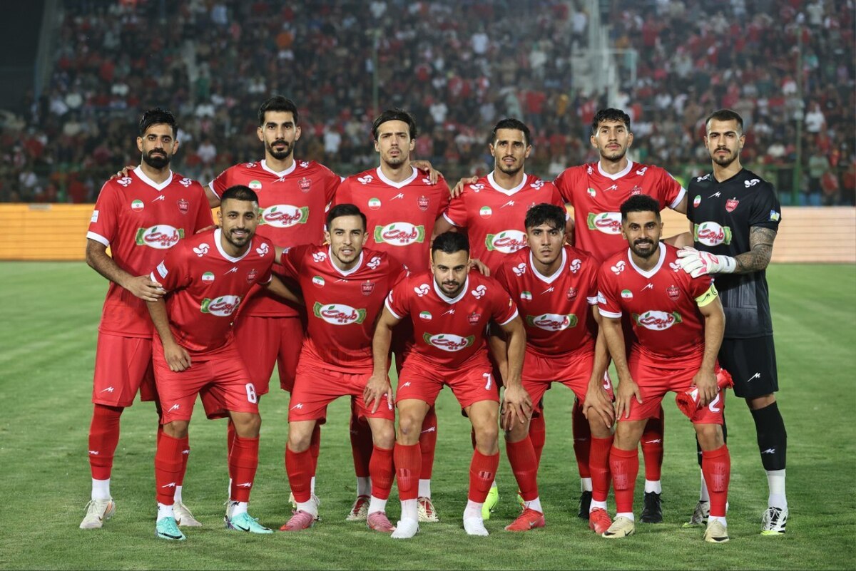 چک مالک باشگاه قرارداد بازیکنان پرسپولیس را اصلاح کرد  ۴ بازیکن در اختیار هاشمیان برای هفته دوم لیگ
