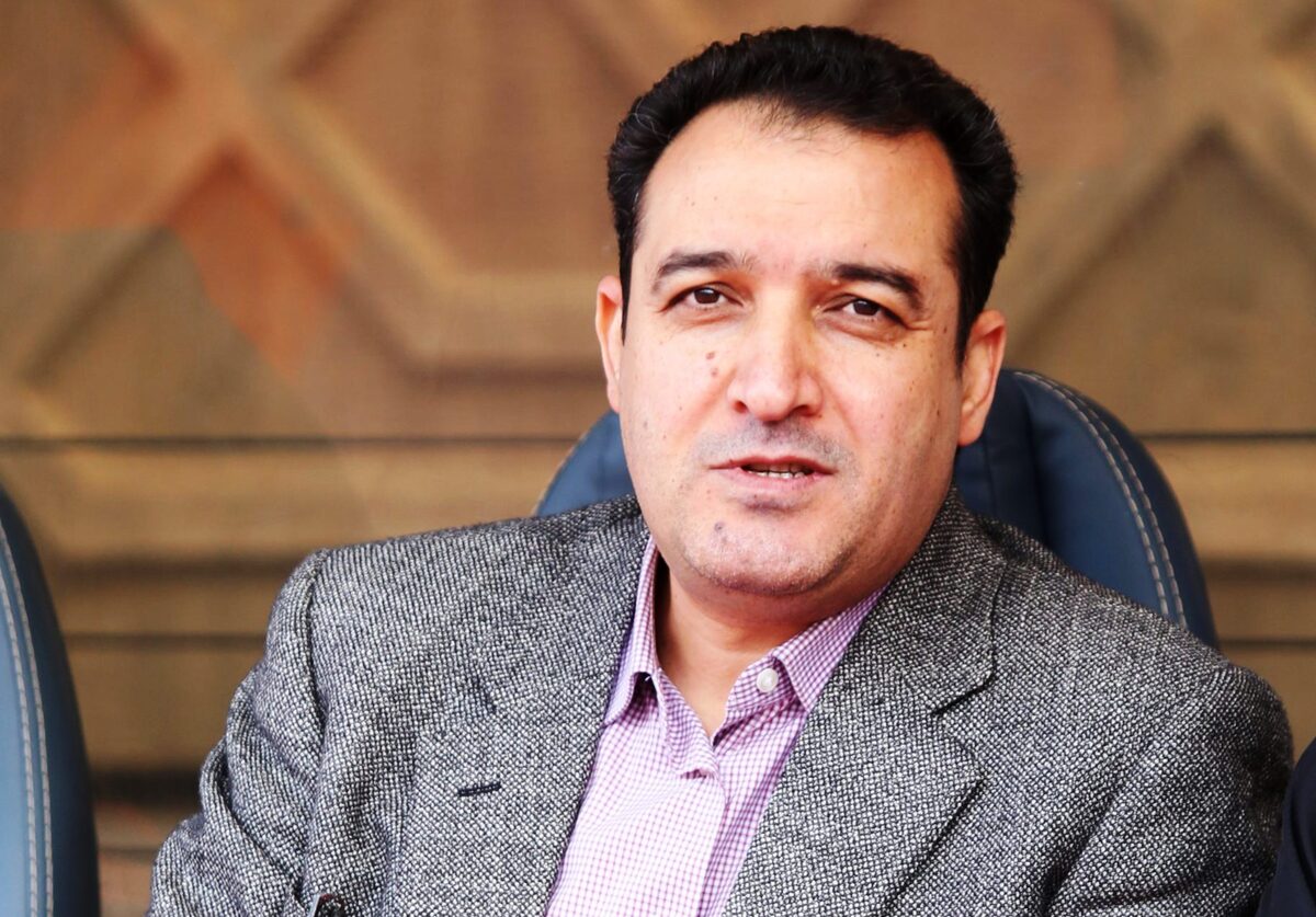 اسفندیارپور: ۳ امتیاز هفته اول را با نواقص گرفتیم  تمامی بازی‌های خانگی را با VAR برگزار می‌کنیم