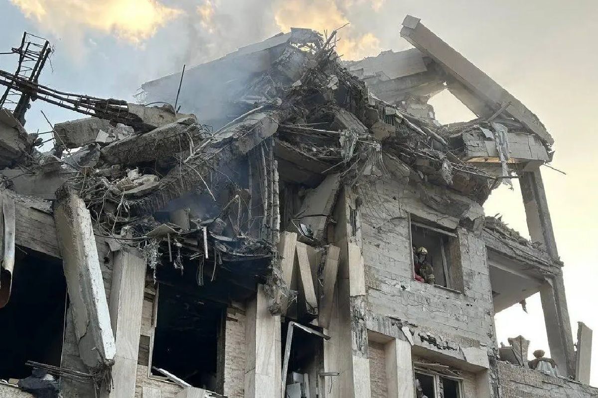 آغاز مقاوم سازی ۶۰ واحد مسکونی آسیب دیده از جنگ در مناطق مختلف تهران