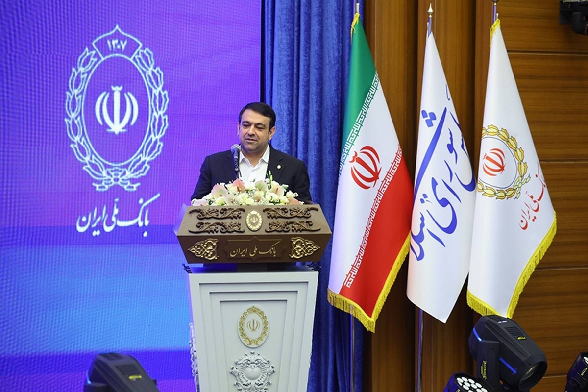 مدیرعامل بانک ملی ایران در آئین رونمایی از محصولات دیجیتال بانک: خلق ارزش با خدمات نوین، رویکرد تازه بانک ملی ایران