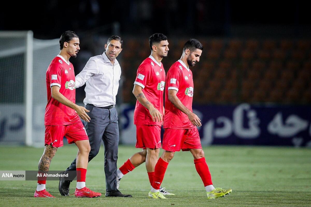 انتظاری: پرسپولیس ارث پدری هیچ بازیکنی نیست  شعار علیه درویش در هفته اول درست نبود