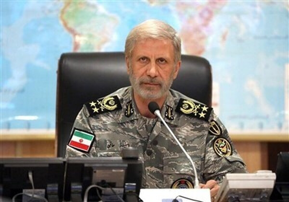 سرلشکر حاتمی: ارتش آماده پاسخ کوبندهتر به متجاوز بداندیش است