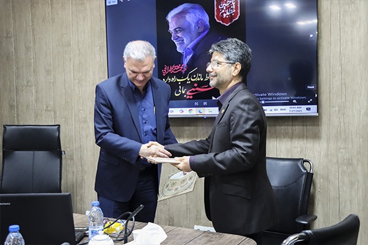 امضای تفاهمنامه همکاری دانشگاه آزاد و نیروگاه برق حرارتی اهواز