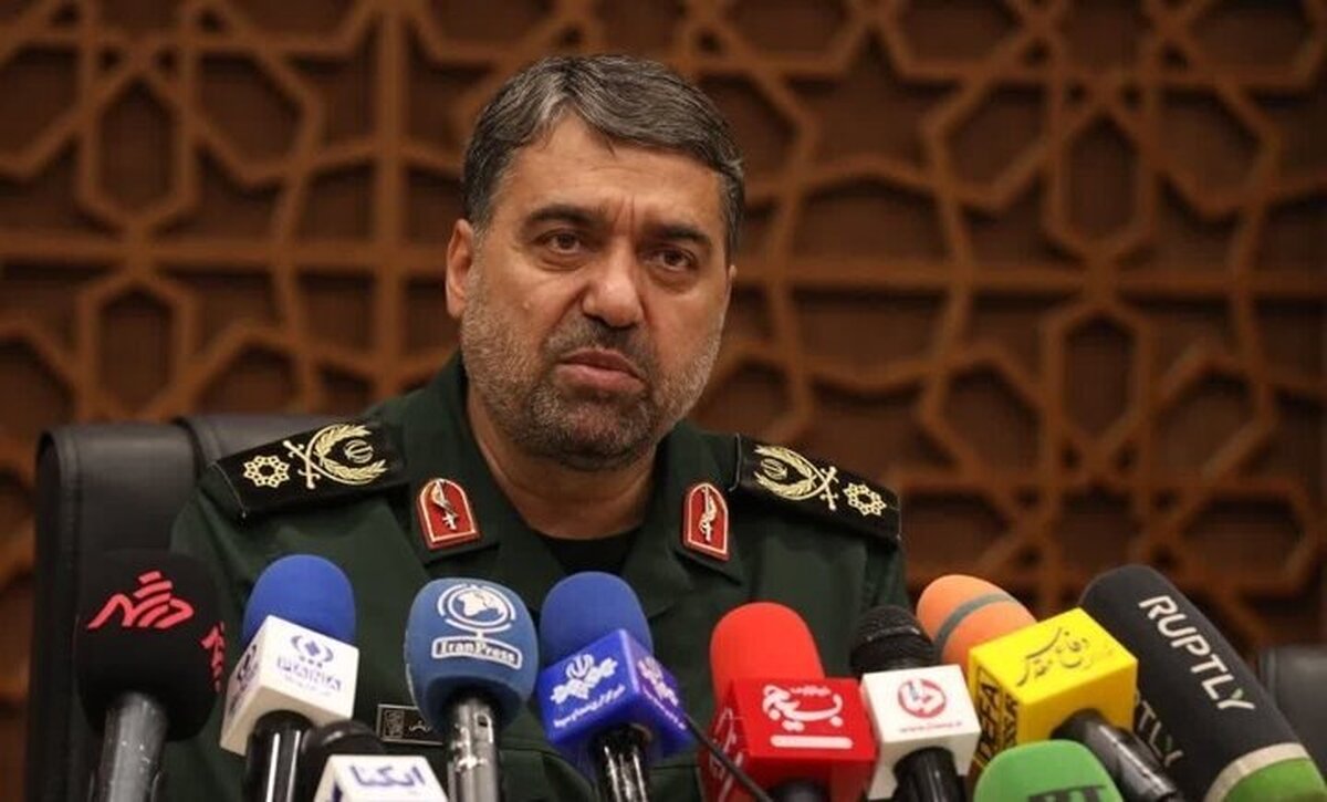 سردار قریشی: با هماهنگی دولت در بحث بازسازی مناطق خسارت دیده کمک میکنیم در برابر تجاوز دوباره دشمن محکمتر از قبل میایستیم