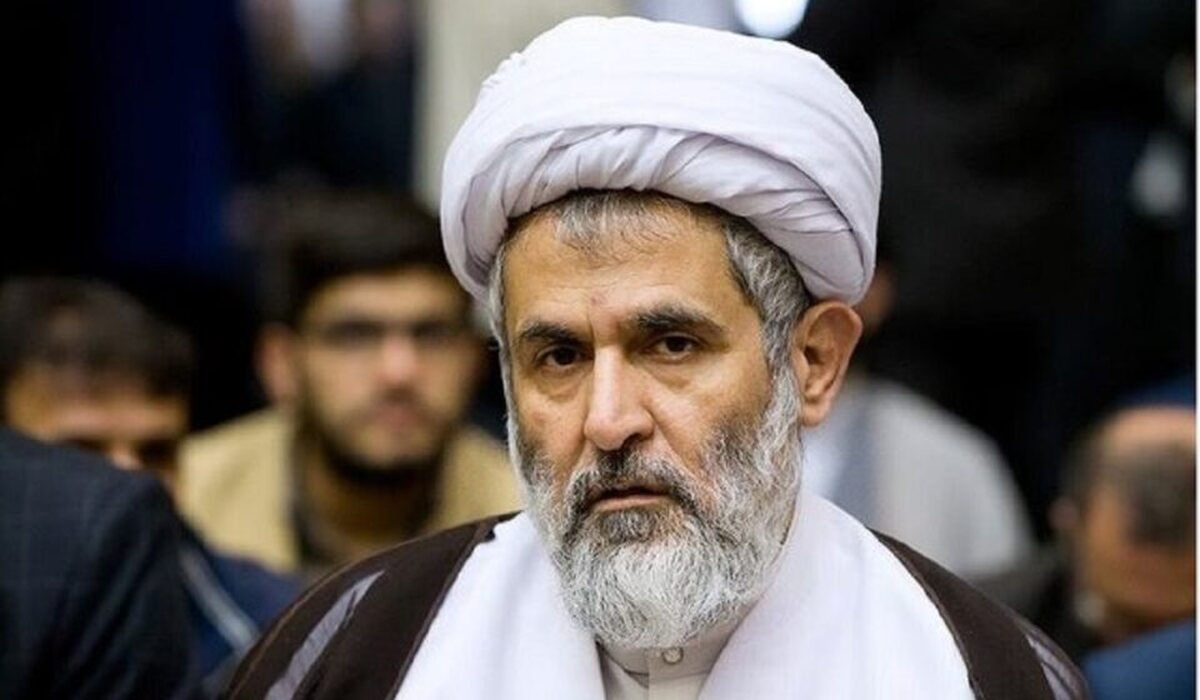 طائب: نیروهای مسلح ما آماده پاسخی سخت و پشیمانکننده به متجاوز هستند افزایش همبستگی ملت از بین برنده تلاشهای آمریکا و استکبار علیه ایران است