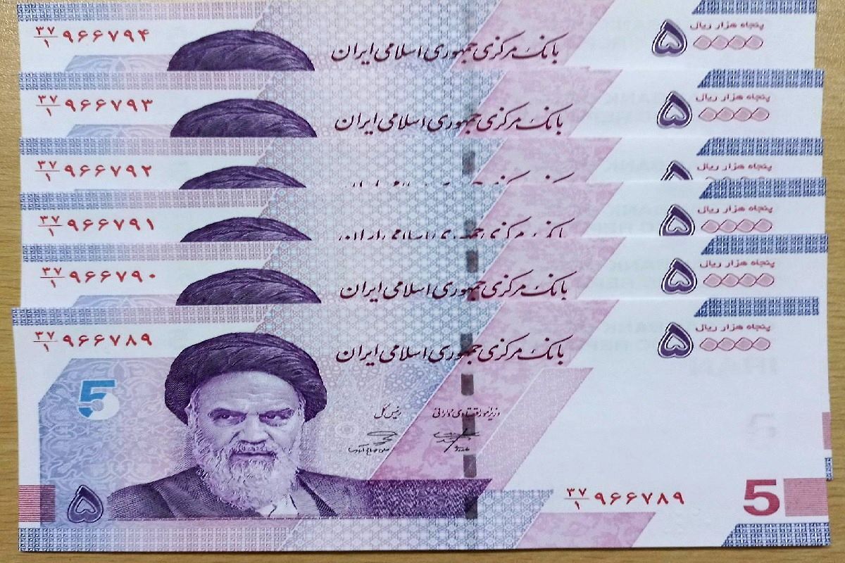 بررسی مجدد حذف چهار صفر از پول ملی؛ آیا اصلاح نظام پرداخت کلید مقابله با ریسکهای الکترونیکی است؟
