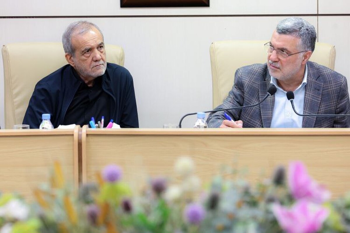 بازدید سرزده رئیس جمهور از وزارت بهداشت