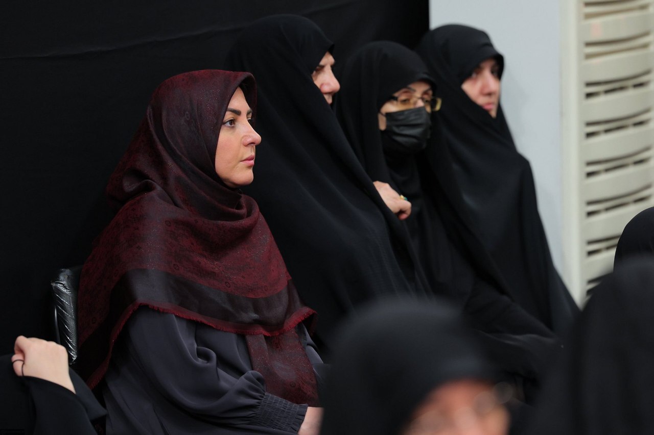 ایستاده برای تبیین جهاد؛ دست پر ایران در مدار دین و دانش ایستاده برای تبیین جهاد؛ دست پر ایران در مدار دین و دانش