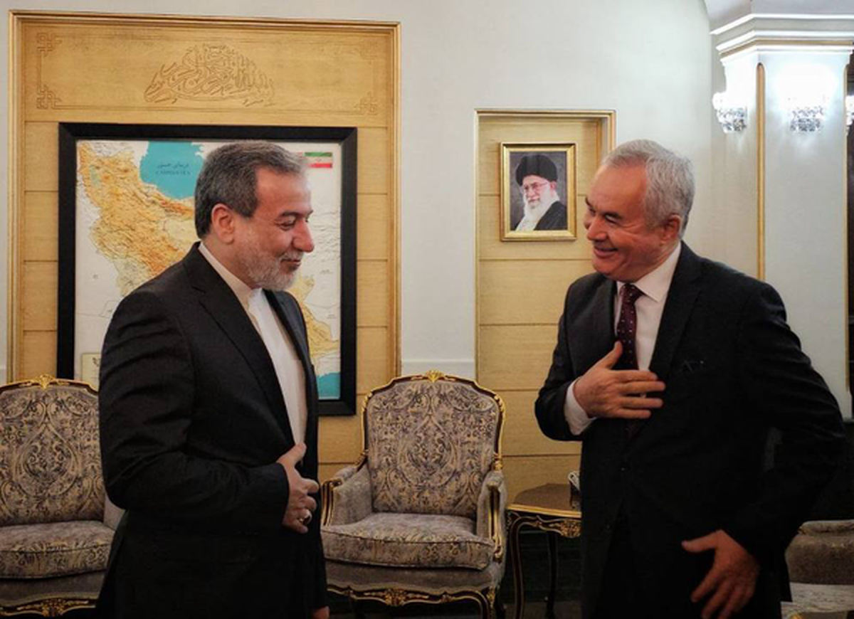 عراقچی به تاجیکستان رفت