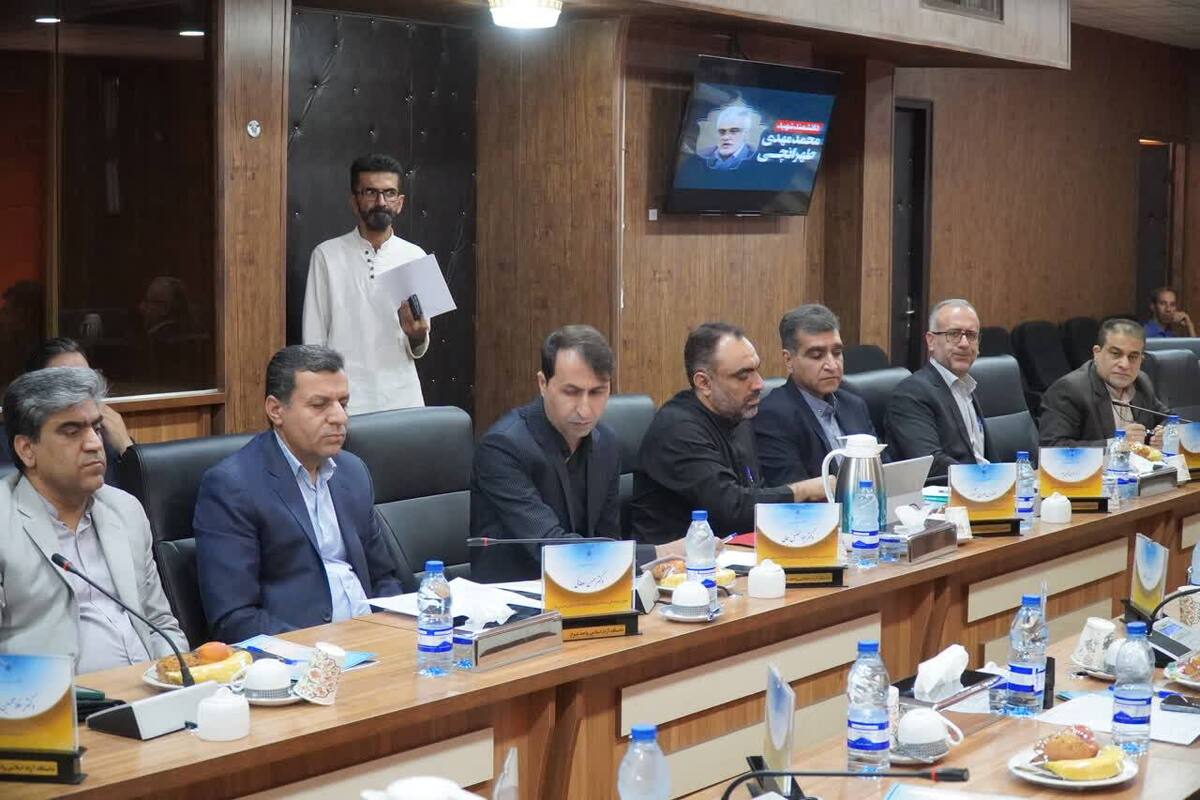 پیشبینی ۲.۴ همتی درآمد دانشگاه آزاد استان فارس؛ تدوین بودجه سال آینده با دو اصل مهم