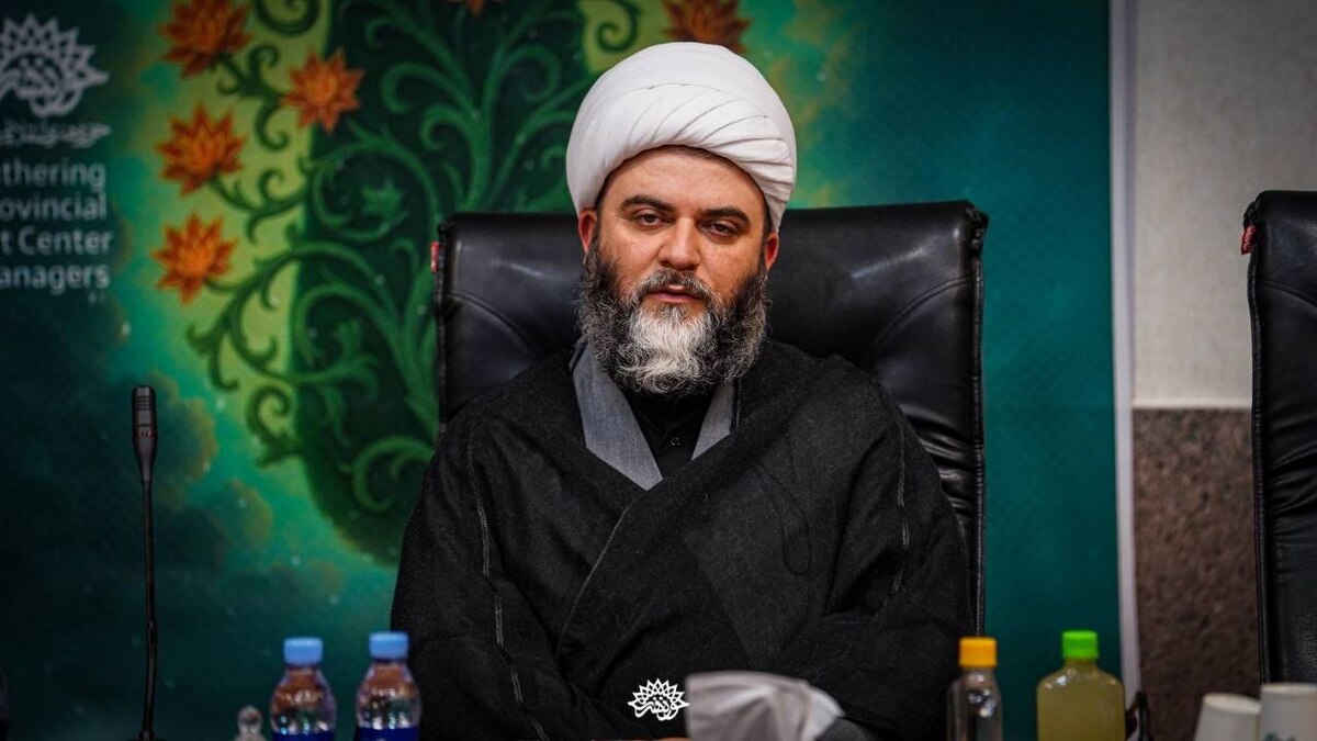 تأکید بر تغییر آرایش و توجه به سرمایه انسانی در نشست مدیران مراکز استان حوزه هنری