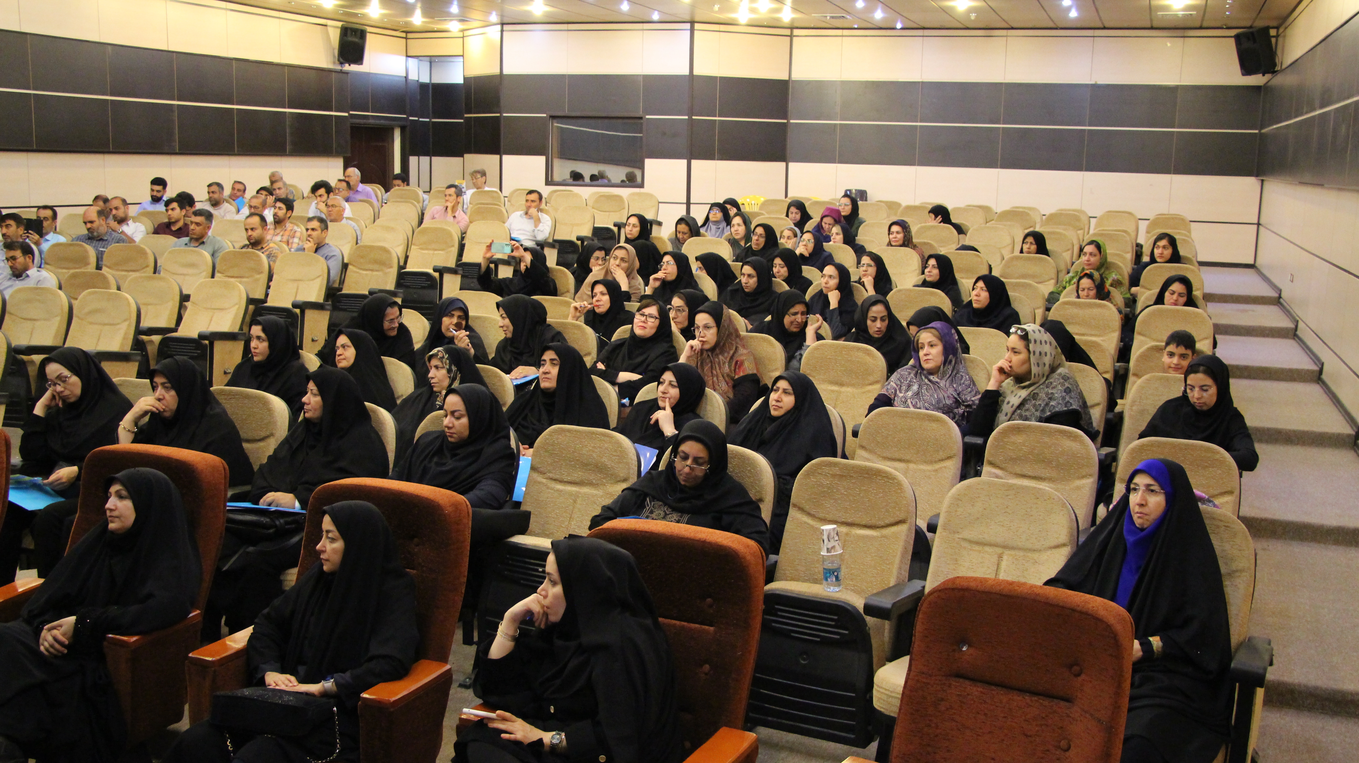 تحولات عمیق در دانشگاه آزاد با مدیریت شهید طهرانچی؛ از تمدنسازی تا تربیت نسل کارآفرین تحولات عمیق در دانشگاه آزاد با مدیریت شهید طهرانچی؛ از تمدنسازی تا تربیت نسل کارآفرین