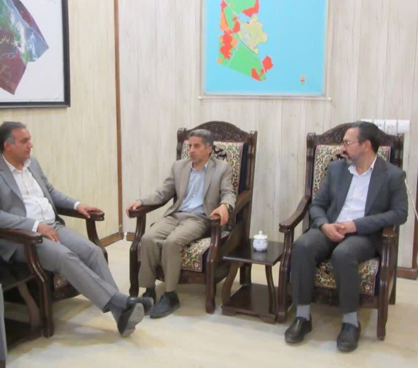 گره استخر دانشگاه آزاد انار باز میشود؟ رایزنی با سرمایهگذاران و نقشآفرینی نماینده مجلس گره استخر دانشگاه آزاد انار باز میشود؟ رایزنی با سرمایهگذاران و نقشآفرینی نماینده مجلس