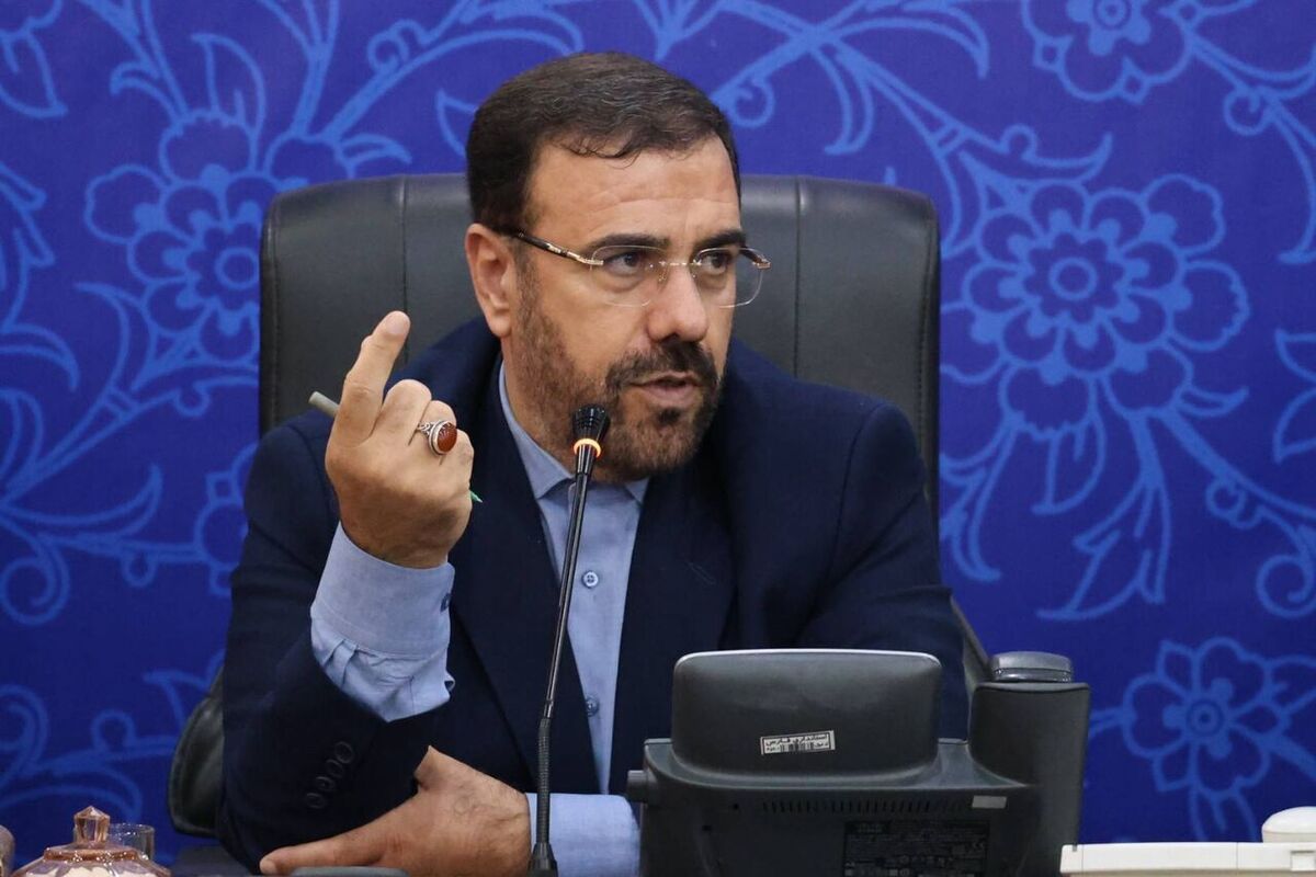 ساخت ۳ هزار مگاوات نیروگاه خورشیدی در فارس کلید خورد بهرهبرداری از ۱۱۷ پروژه آبی