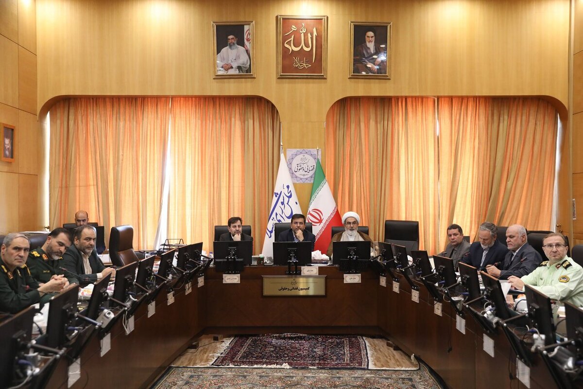 سرگزی: تیمی از دستگاههای امنیتی و انتظامی از مرزهای سیستان و بلوچستان بازدید میکنند
