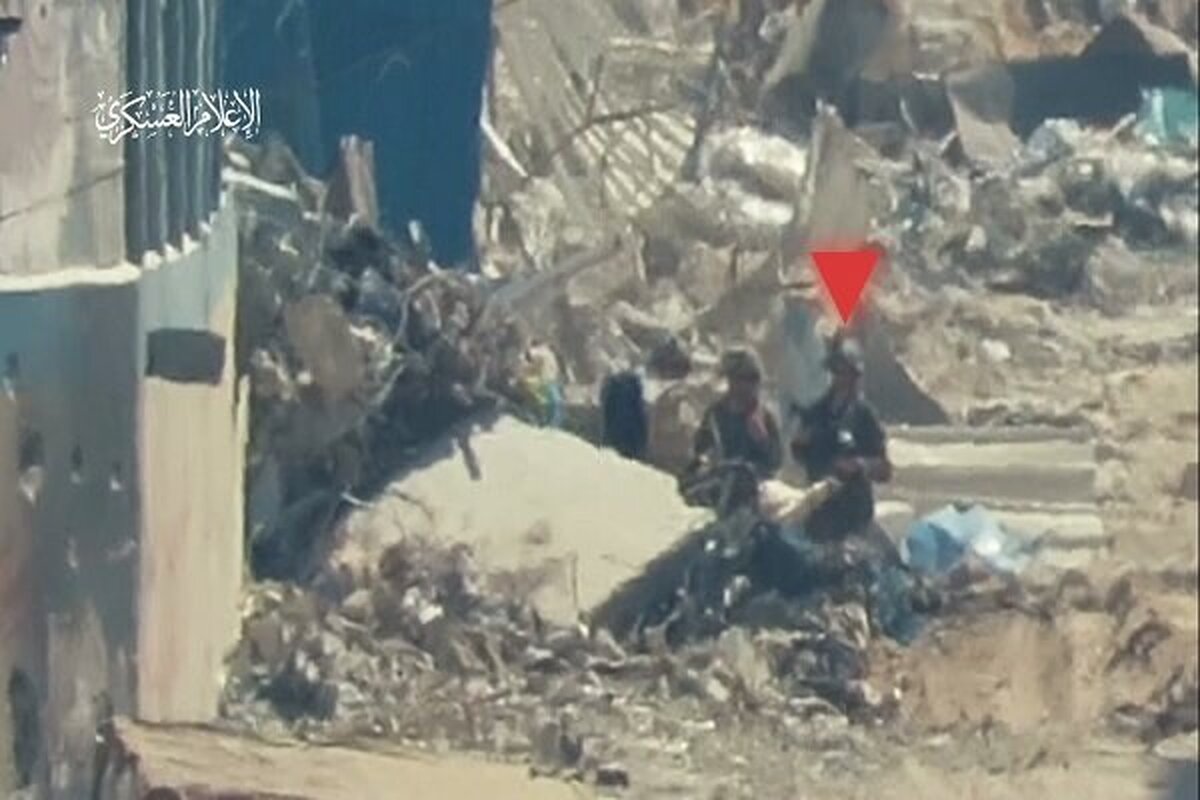 قسام بولدوزر زرهی و تجمع نظامیان صهیونیست را در غزه هدف قرار داد