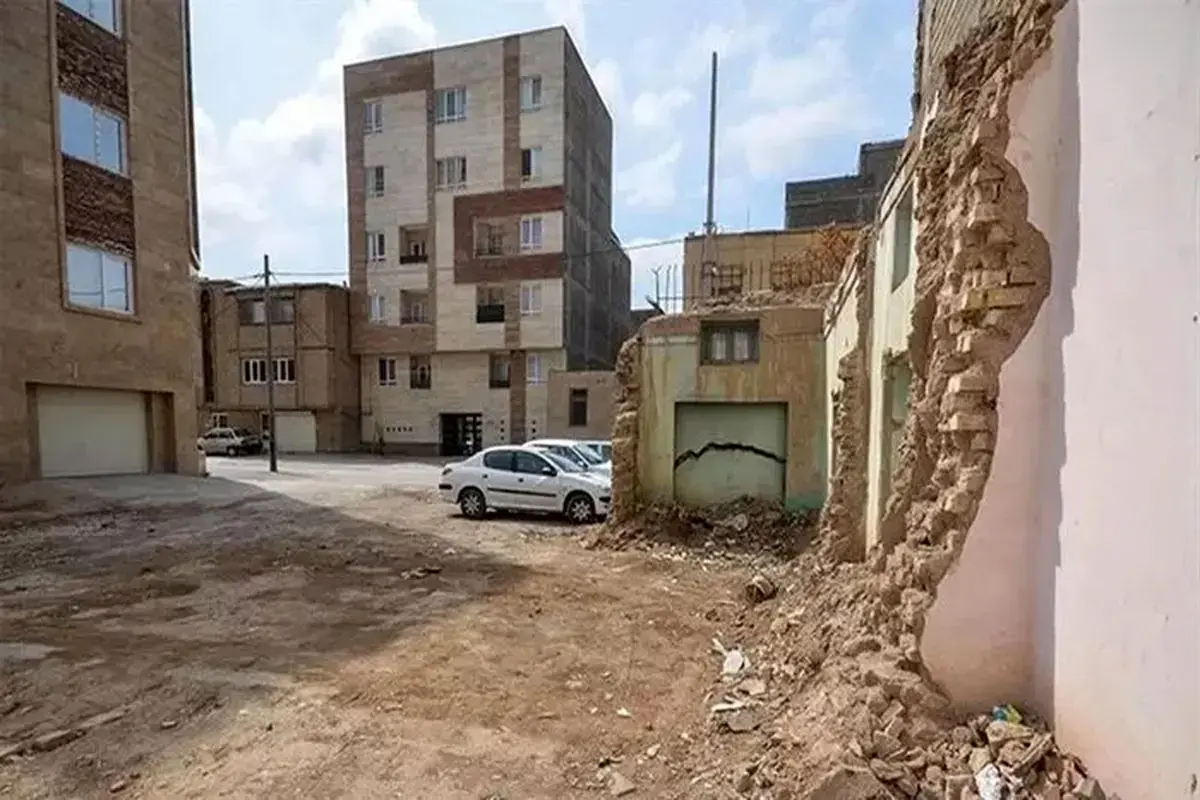 ۳۵۰ هزار هکتار بافت فرسوده پایتخت در انتظار نوسازی دولت گزارش دقیقی از نوسازی بافتهای فرسوده ارائه نمیدهد