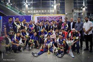 پیگیر معافیت ملی پوشان از سربازی هستیم/ تیم ملی در یک قاب تماشایی قهرمان شد