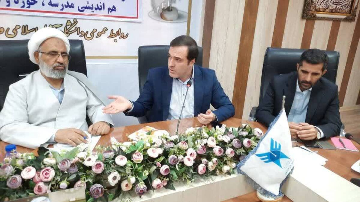 همکاری «حوزه، مدرسه و دانشگاه» شروط پیشرفت انقلاب و تقویت وحدت اسلامی