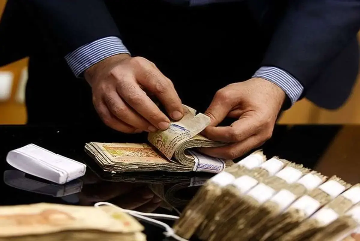 چرا حجم نقدینگی کشور به بیش از ۱۱ هزار همت رسید  تدبیر بانک مرکزی چیست؟