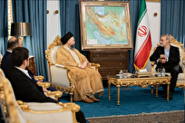 لاریجانی: همکاری‌های ایران و عراق باید عینی‌تر شود