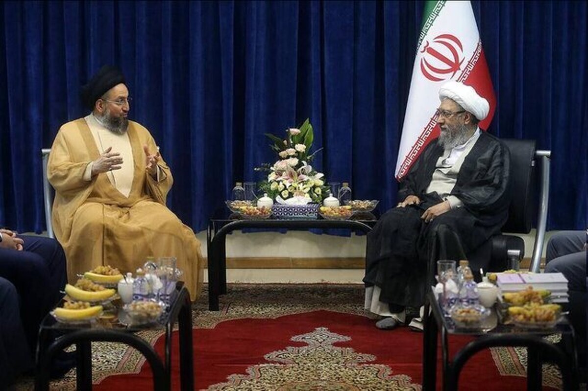رایزنی سید عمار حکیم و صادق لاریجانی درباره همکاریهای دوجانبه و تحولات منطقه