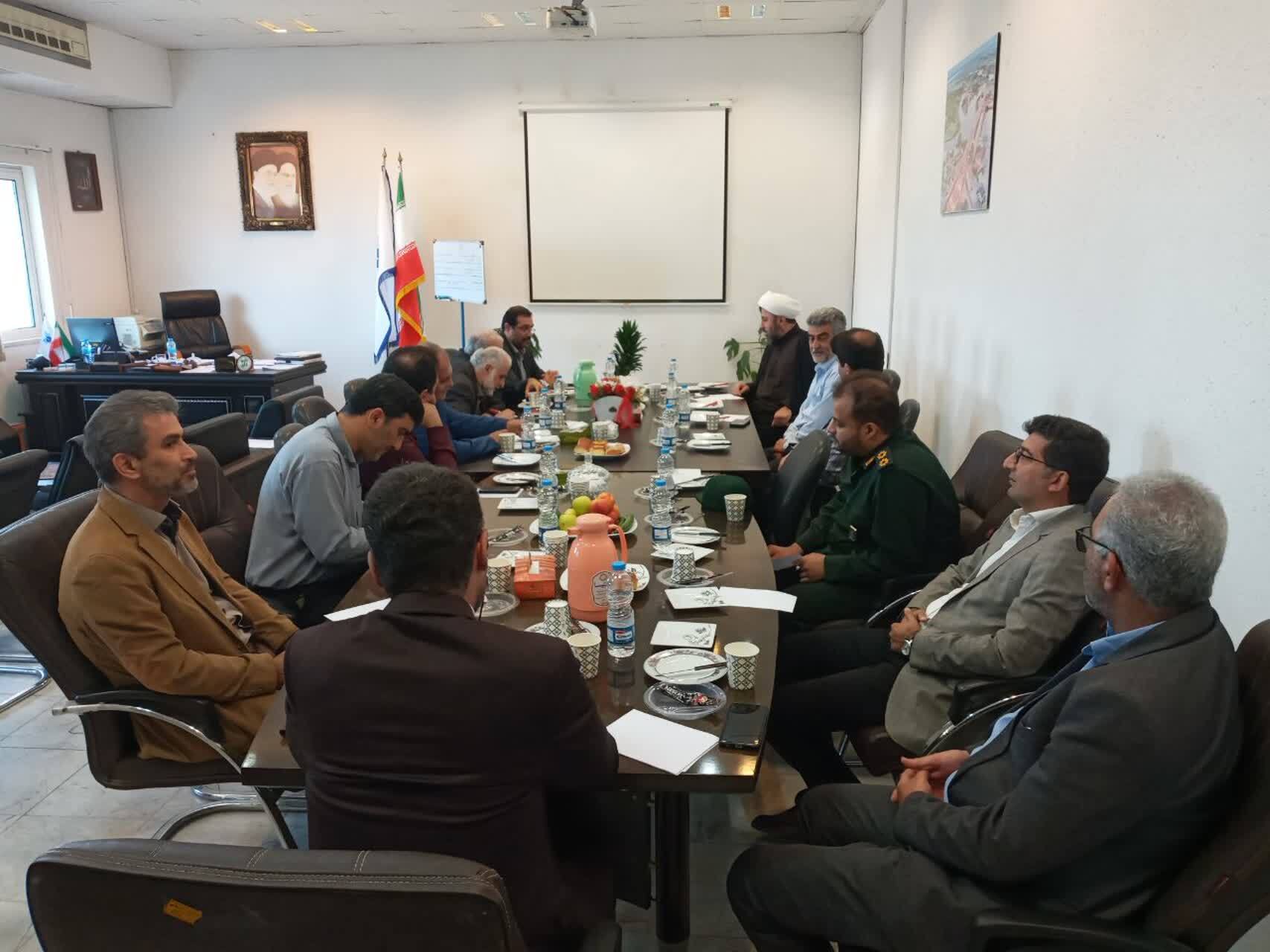 عقل و دل دو بال پرواز به سوی حقیقت؛ نگاهی نو به علم از منظر حکمت اسلامی عقل و دل دو بال پرواز به سوی حقیقت؛ نگاهی نو به علم از منظر حکمت اسلامی