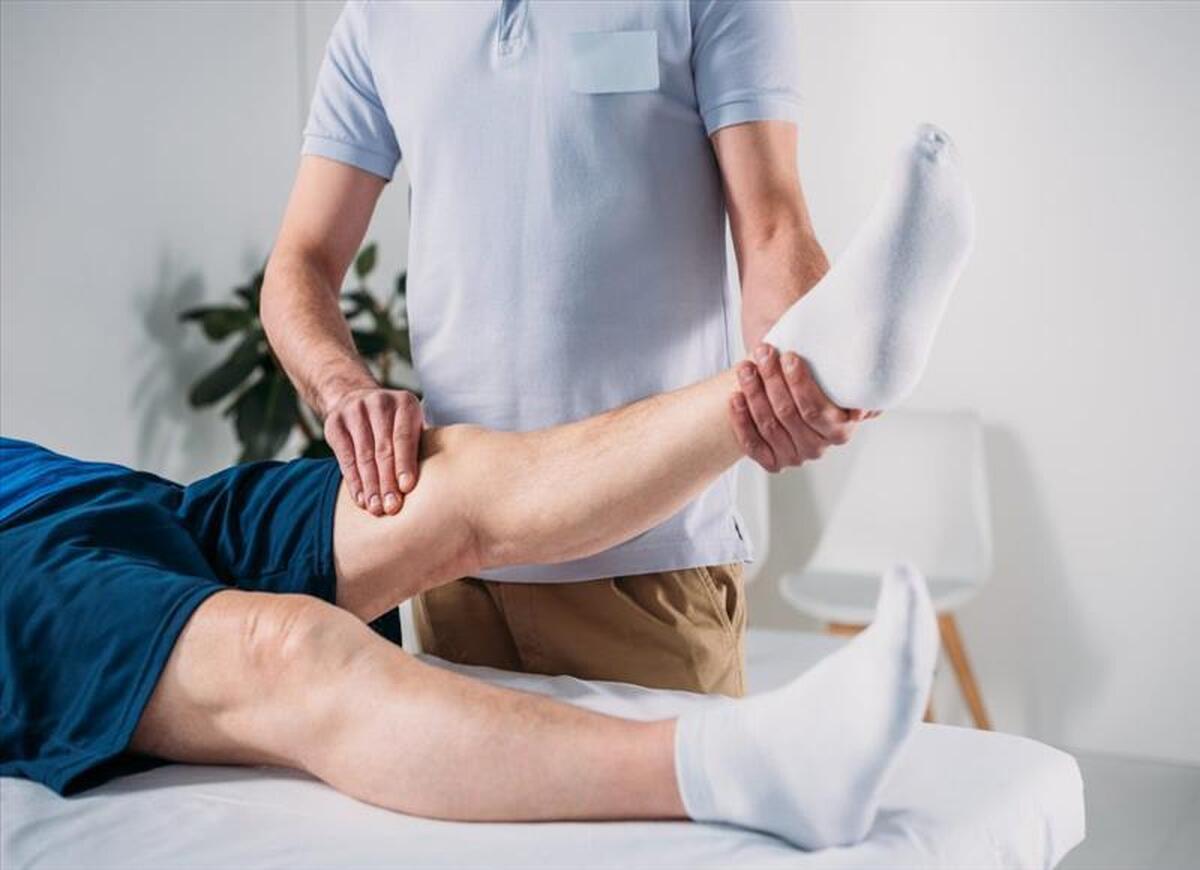 فیزیوتراپی کلید سلامت سالمندان و پیشگیری از ضعف و زمینخوردگی است