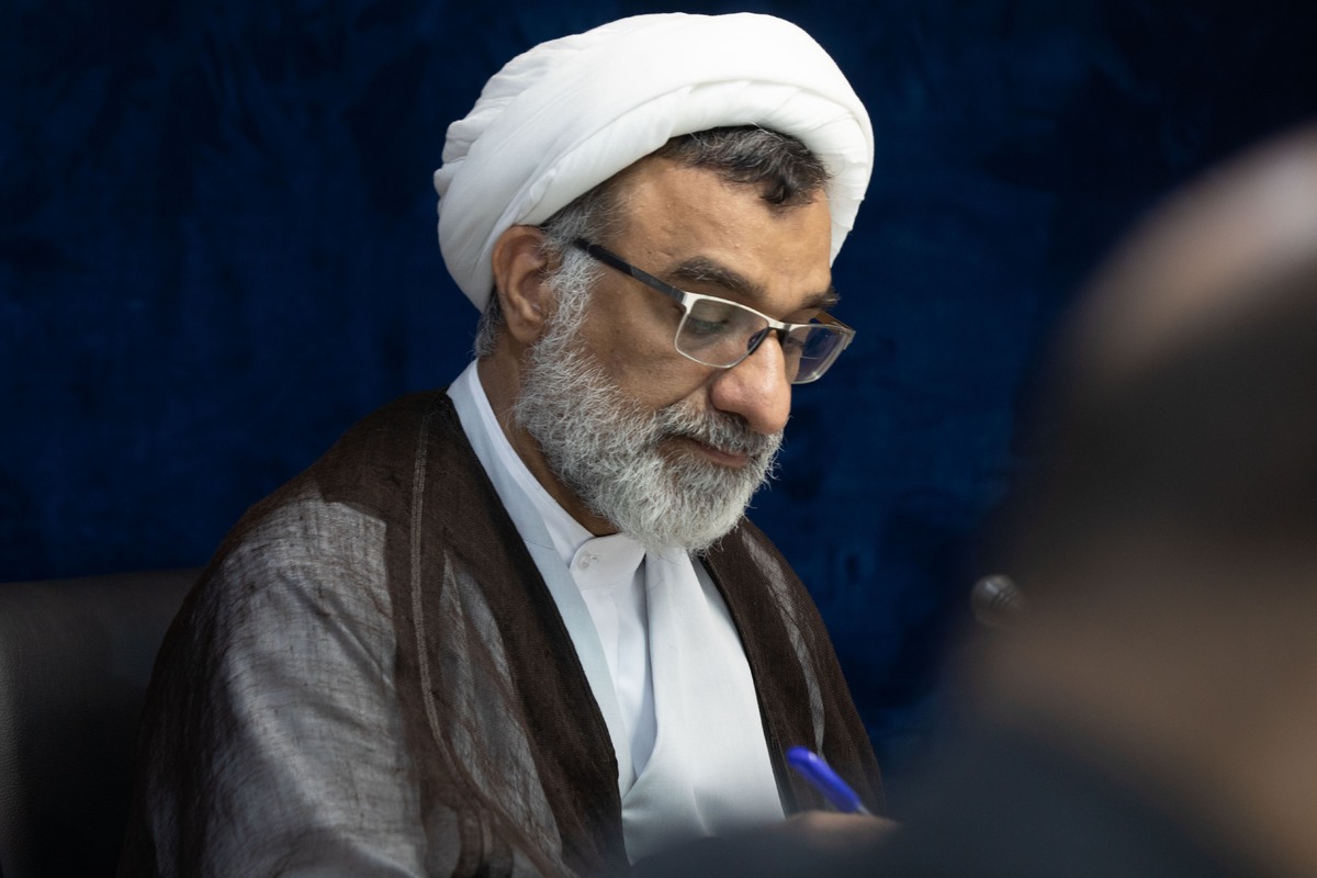 تایید حکم ریاست ۱۰ سرپرست دانشگاه در شورای عالی انقلاب فرهنگی