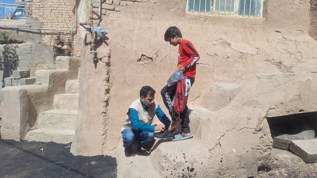 پویش «کوله پر از مهر»؛ حمایت از دانشآموزان محروم در آستانه آغاز سال تحصیلی+ فیلم پویش «کوله پر از مهر»؛ حمایت از دانشآموزان محروم در آستانه آغاز سال تحصیلی+ فیلم