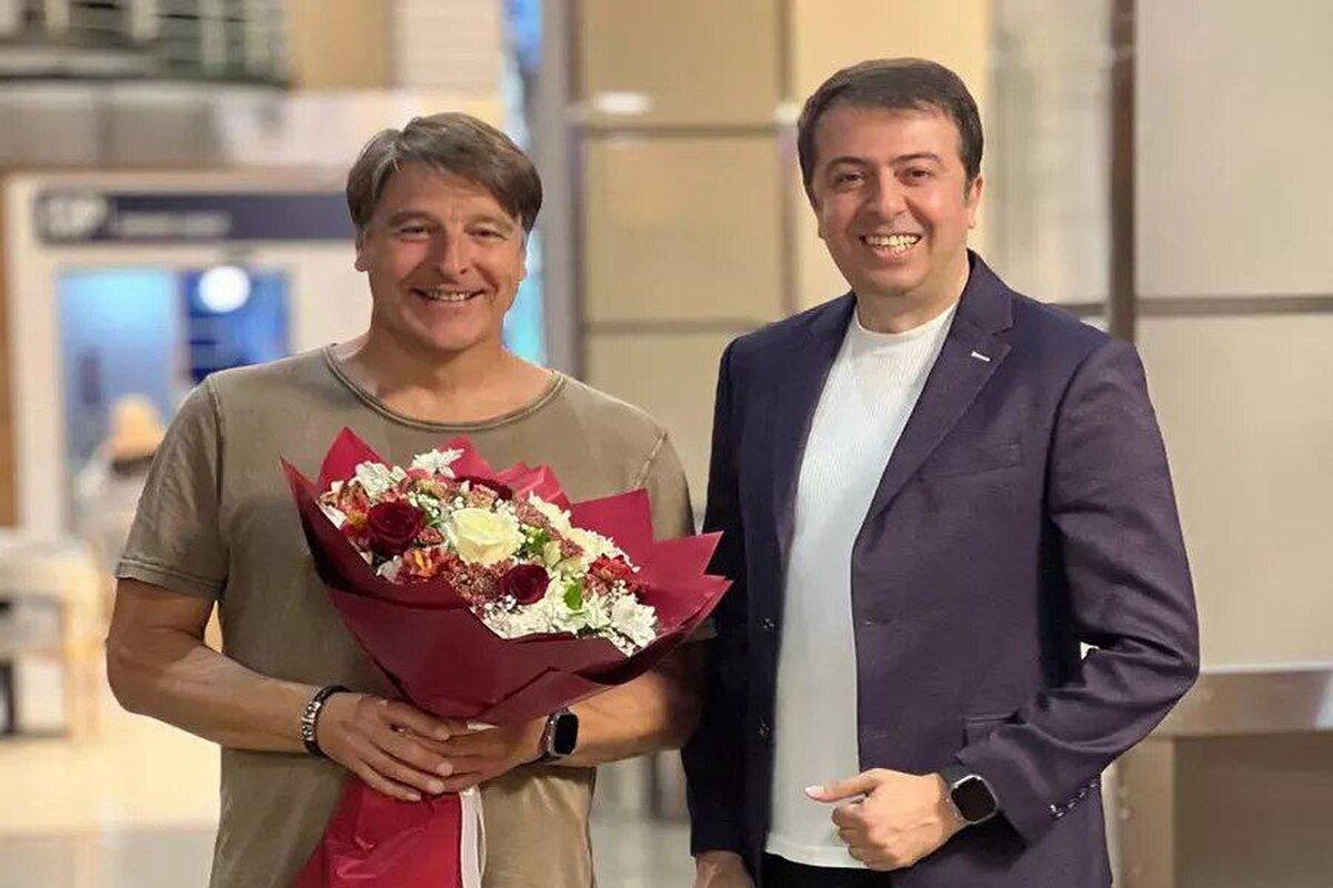 دستیار هاشمیان به تهران رسید