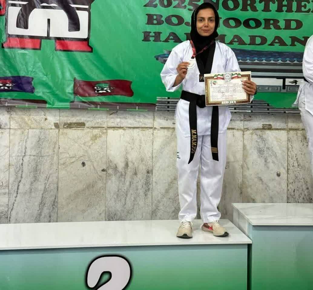 دانشجوی دانشگاه آزاد مدال نقره مسابقات چندجانبه کشوری را به گردن آویخت دانشجوی دانشگاه آزاد مدال نقره مسابقات چندجانبه کشوری را به گردن آویخت