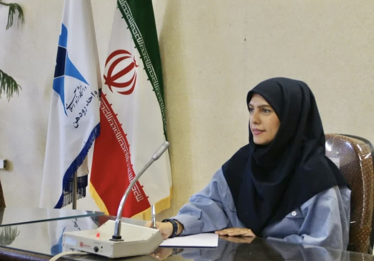 دانشگاه آزاد اسلامی: نهادینه‌سازی دانش، نوآوری و هویت ملی در گستره ایران