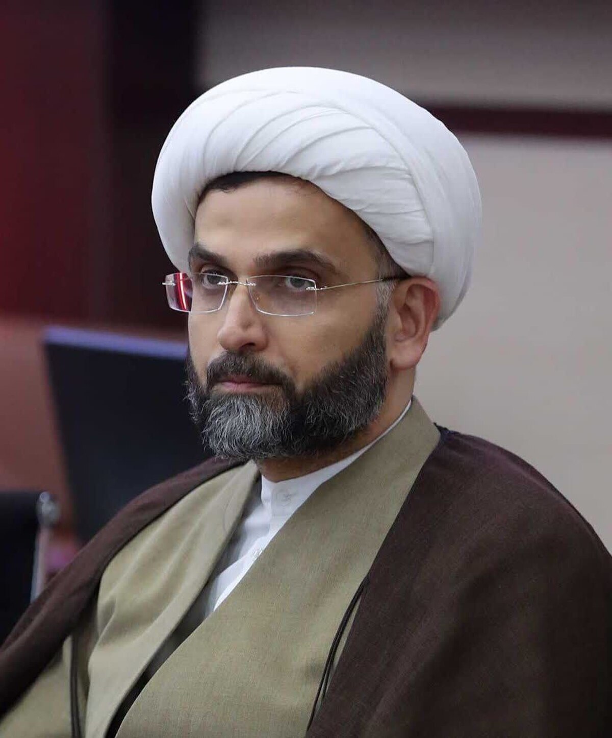 دانشگاه آزاد اسلامی: نهادینه‌سازی دانش، نوآوری و هویت ملی در گستره ایران
