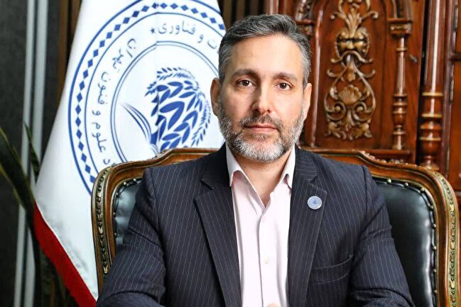 وقتی استاد نیست اما یادگیری ادامه دارد: آینده آموزش در سایه جنگ و بحران