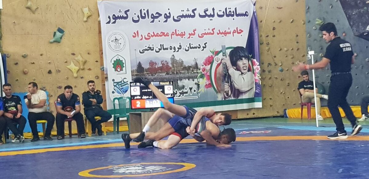 صعود مقتدرانه آزادکاران دانشگاه آزاد به مرحله یک هشتم نهایی