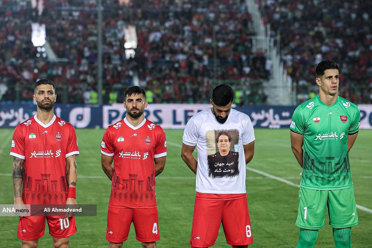 ادای احترام مدافع پرسپولیس به خواننده فقید موسیقی پاپ