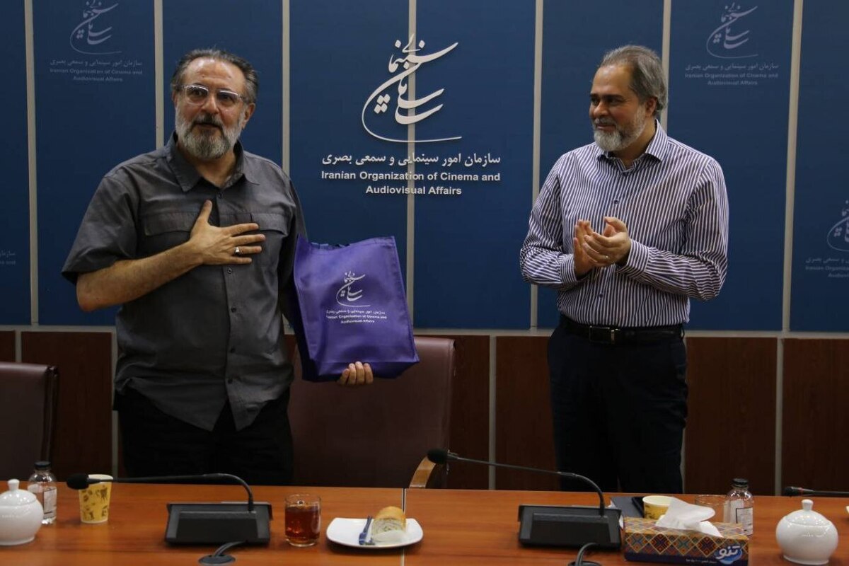 تقدیر از مدیرعامل سابق خانه سینما در سازمان سینمایی  دهکردی در شرایط بحرانی به کمک سینما آمد