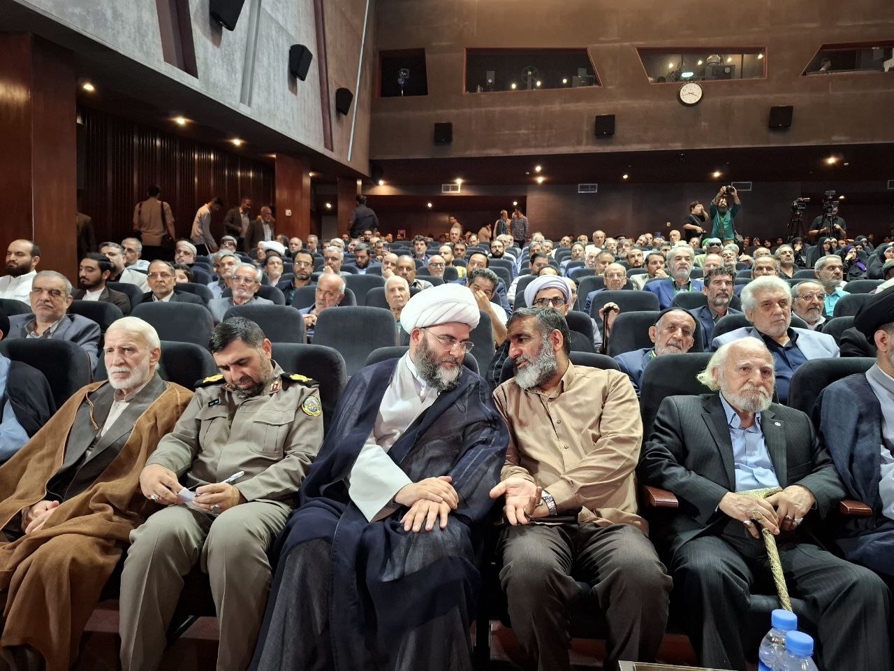 آئین نکوداشت پیرغلامان حسینی «مقام مجنون» آغاز شد آئین نکوداشت پیرغلامان حسینی «مقام مجنون» آغاز شد