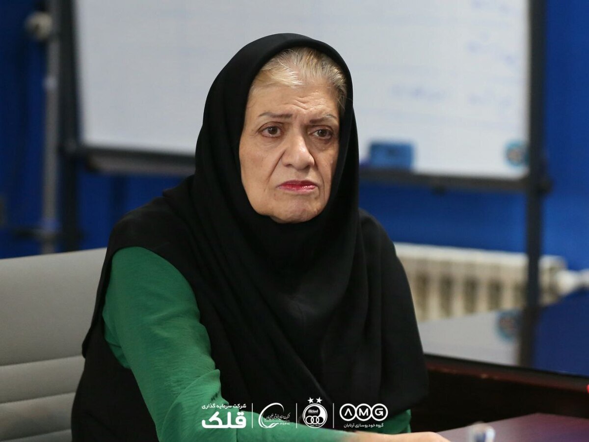 حضور فریده شجاعی در باشگاه استقلال با وجود اعلام خبر استعفای وی از سوی سخنگوی فدراسیون فوتبال!