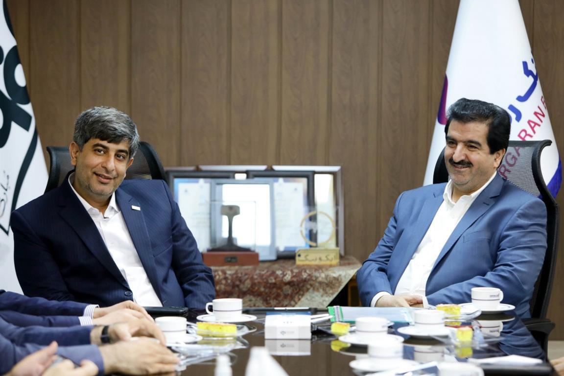 حمایت بانک رفاه کارگران از شکوفایی ظرفیتهای شرکت فولاد مبارکه حمایت بانک رفاه کارگران از شکوفایی ظرفیتهای شرکت فولاد مبارکه