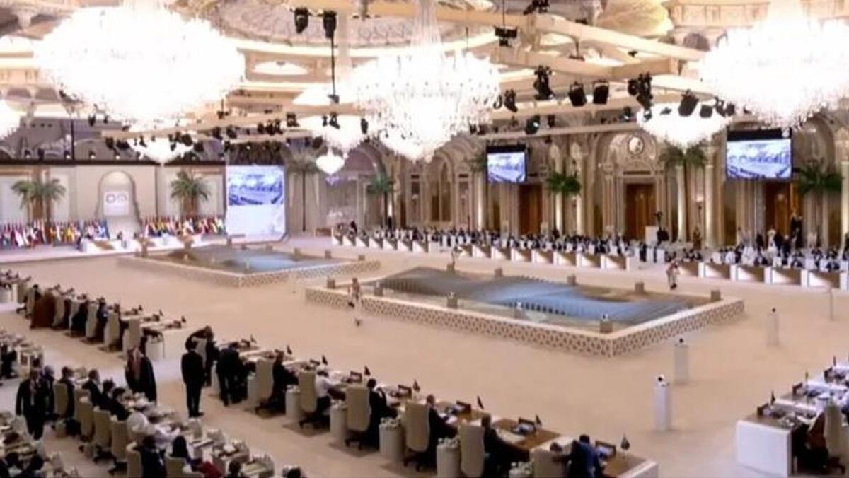 سیسی: حمله رژیم صهیونیستی به قطر تهدیدی برای امنیت ملی عربی و اسلامی است