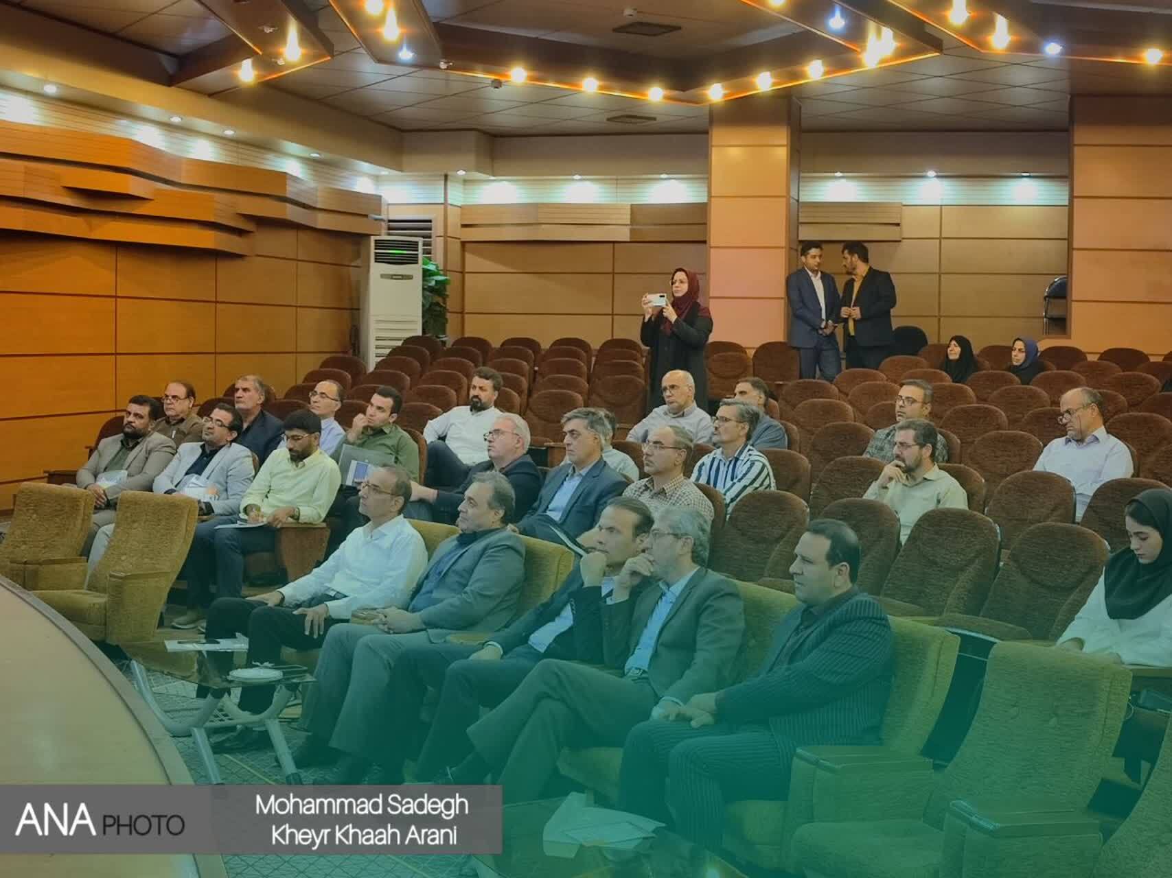 از تهاجم فرهنگی تا تربیت نسل پویا؛ نقش دوگانه معلم و دانشگاه آزاد از تهاجم فرهنگی تا تربیت نسل پویا؛ نقش دوگانه معلم و دانشگاه آزاد