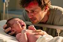 گریه نوزاد؛ سلاح بیولوژیکی که صورت بزرگسالان را برافروخته می‌کند