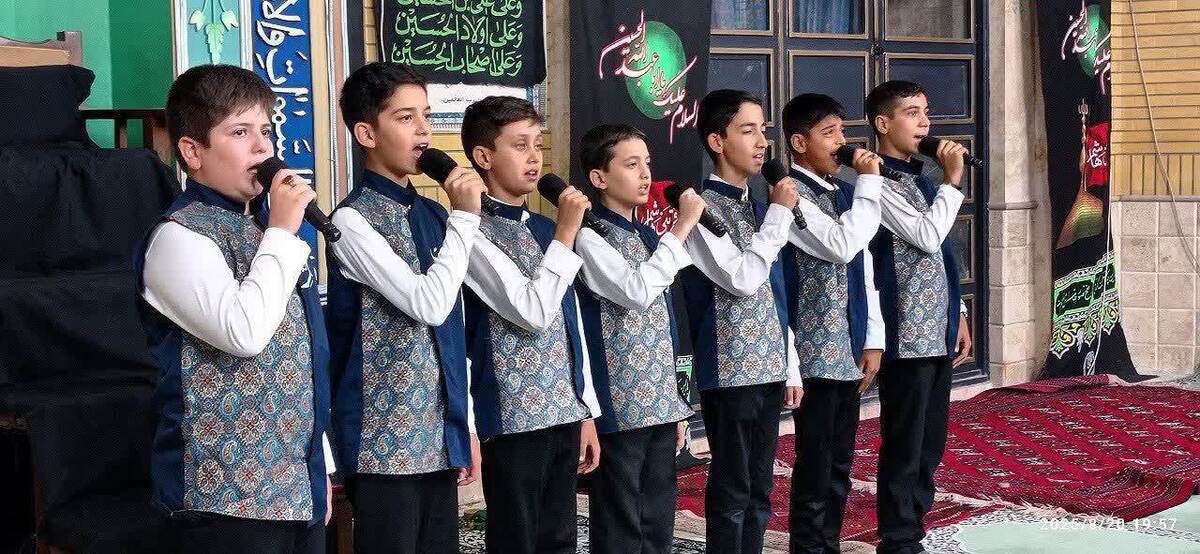 گروه سرود طاها؛ از افتخارات ملی تا آمادگی برای درخشش در جشنواره آوا‌ها و نوا‌های نبوی