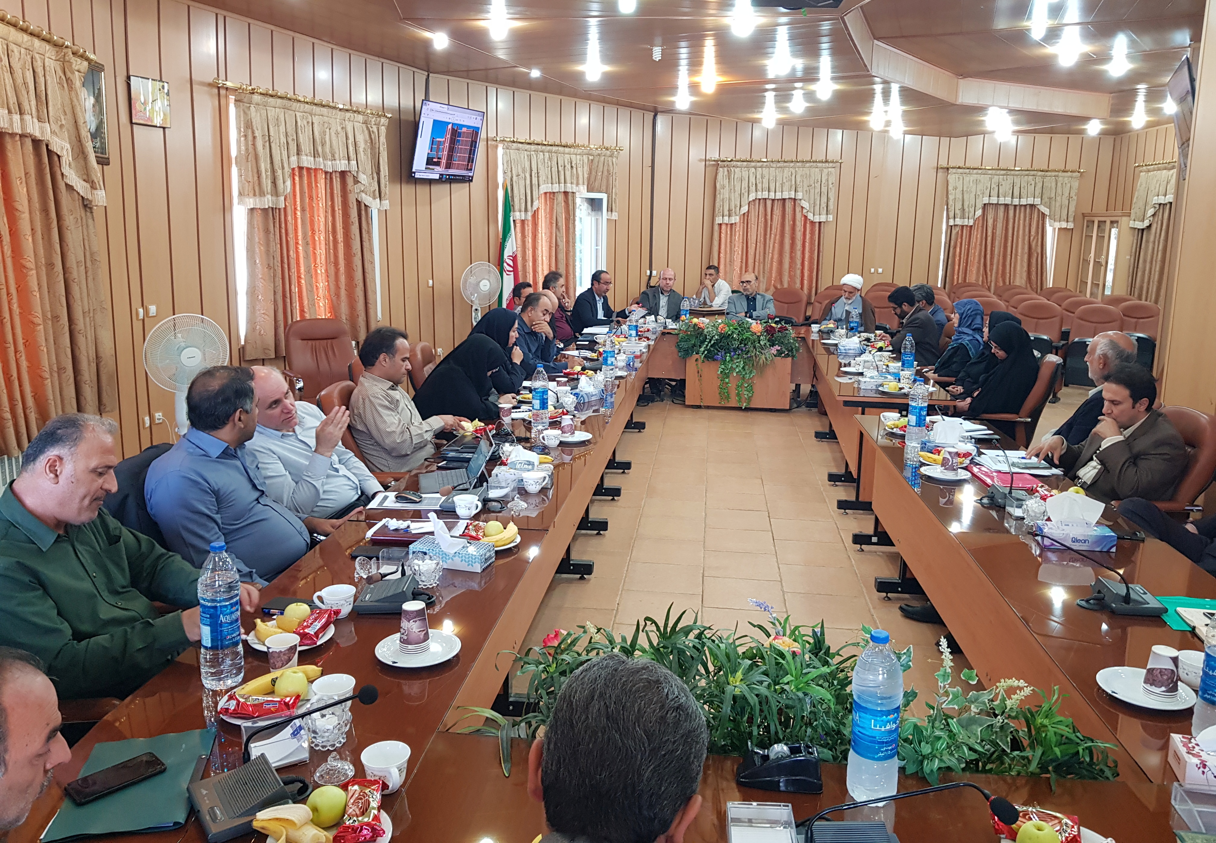 زمانشناسی به سبک امام علی (ع)؛ نه شتابزده، نه تنبل، فقط بهموقع زمانشناسی به سبک امام علی (ع)؛ نه شتابزده، نه تنبل، فقط بهموقع